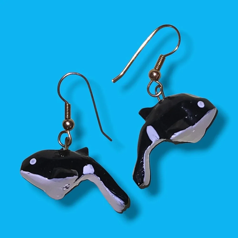 Vintage Handmade Wooden Orca Killer Whale Dangle Earrings